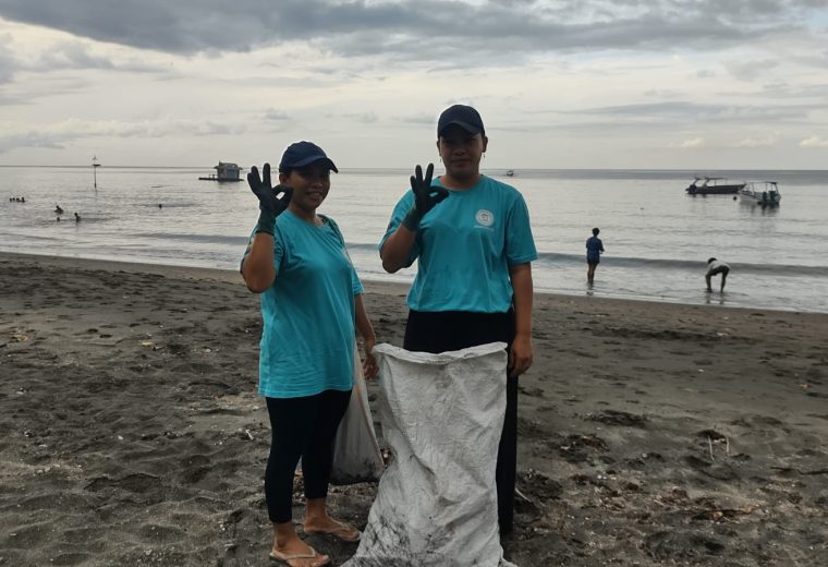 Beach Clean-Up_Team_Post 2