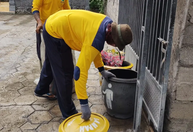 TrashCollection_bins